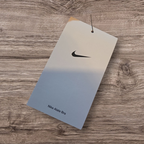 Nike Women's Soft Cream Bra - Picture 2 of 5